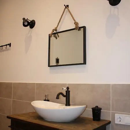 Apartment Simple & Elegant *