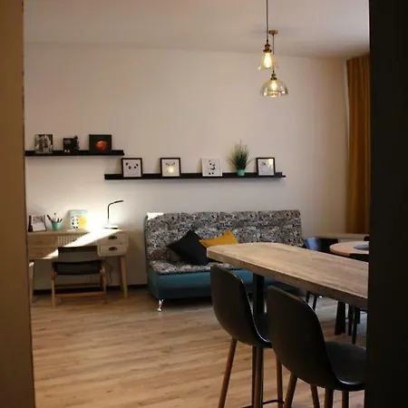 Apartment Simple & Elegant *