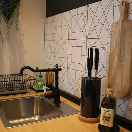 Simple & Elegant Apartman *